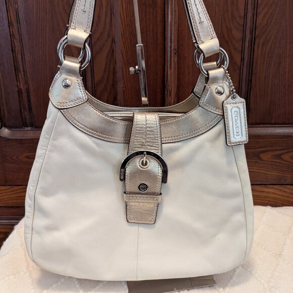 Coach F17219 Soho Lynn Ivory White & Gold Leather Hobo Shoulder Bag Purse - Picture 2 of 16